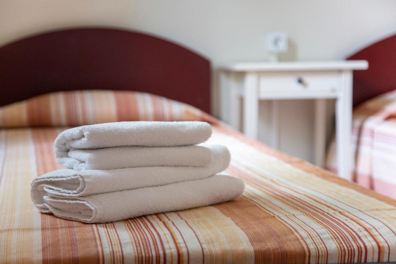 El Miracle Apartment Riner Ngoại thất bức ảnh